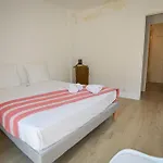 Helena - Bright 2br Trottel By Foot - By Tgb Ajaccio (Corsica)