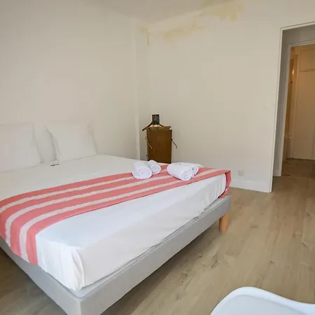 Helena - Bright 2br Trottel By Foot - By Tgb Ajaccio (Corsica)